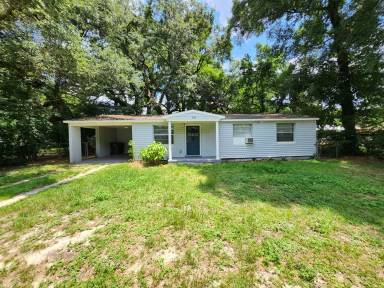 Main picture of 114 Myrtlewood Dr
