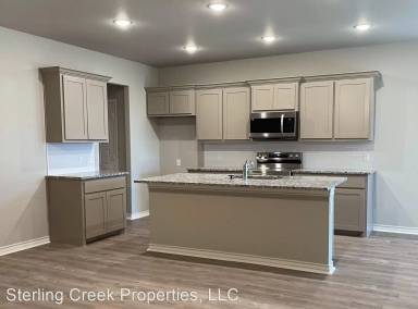 Main picture of 7737 96th St