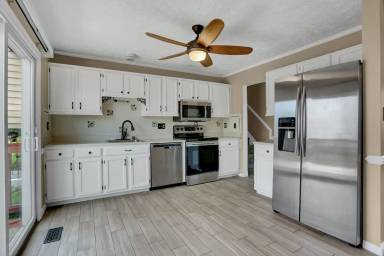 Main picture of 1127 Windy Branch Way