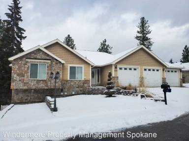 Main picture of 1018 S Highland Dr