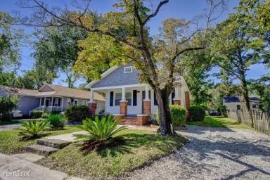 Main picture of 105 Montgomery Ave