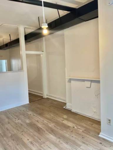 Main picture of 1908 McCulloh St
