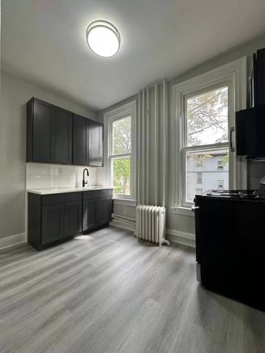 Main picture of 727 Watchung Ave