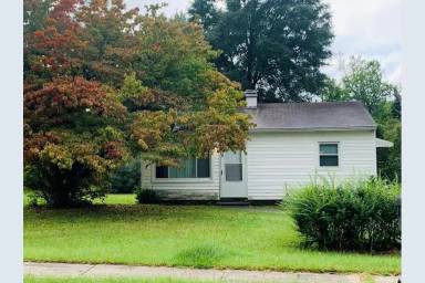 Main picture of 3051 Collier Rd