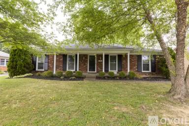 Main picture of 2901 Creekside Dr