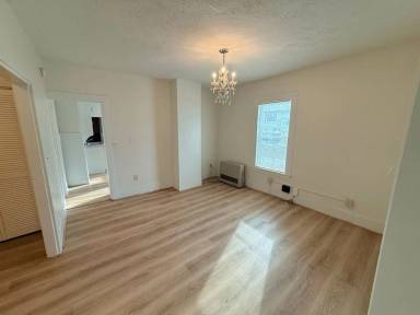 Main picture of 35 Wentworth St
