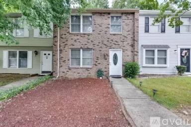 Main picture of 6445 Meadow Rue Dr