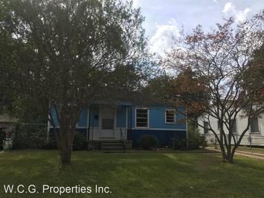 Main picture of 2747 Lakehurst Ave