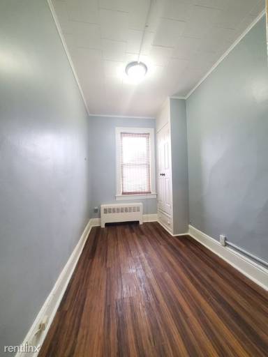 Main picture of 27 Winfield Ave