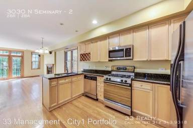Main picture of 3030 N Seminary Ave