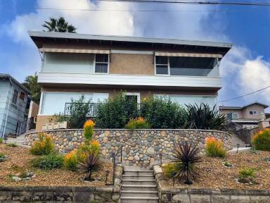 Main picture of 8006 Fairview Ave