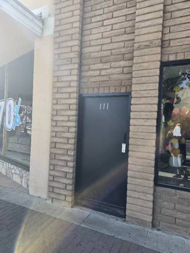 Main picture of 117 N Main St