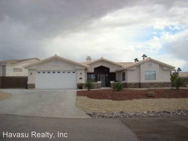 Main picture of 290 White Oak Dr