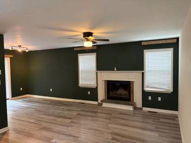 Main picture of 555 Upland St