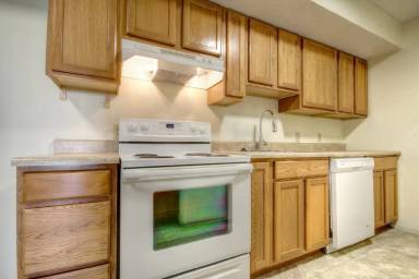 Main picture of 1901 Karen Ct