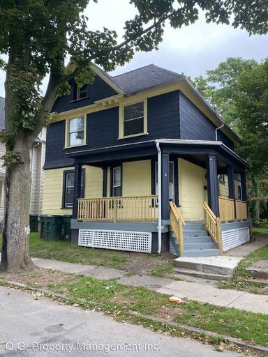 Main picture of 4 Fenwick St