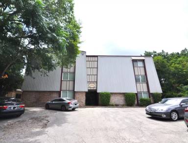 Main picture of 2207 Leon St