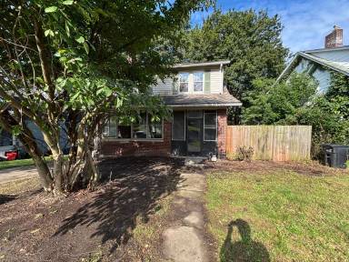 Main picture of 120 Conestoga Rd