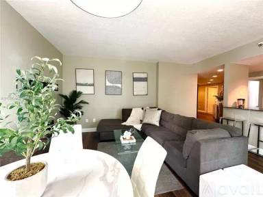 Main picture of 1050 Tower