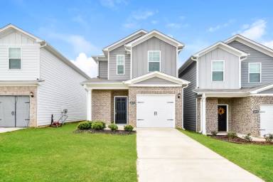 Main picture of 6459 Rainbow Row