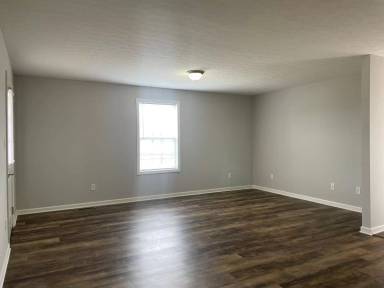 Main picture of Upper and Lower Stone Apartments