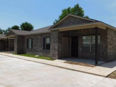 Main picture of 2700 Tulsa St