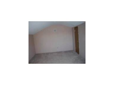 Main picture of 2425 W Olrich St