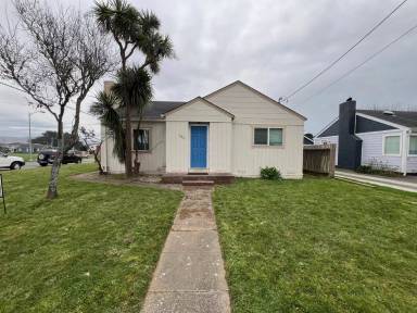 Main picture of 383 9th St