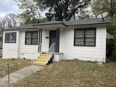 Main picture of 4208 50th Ave N