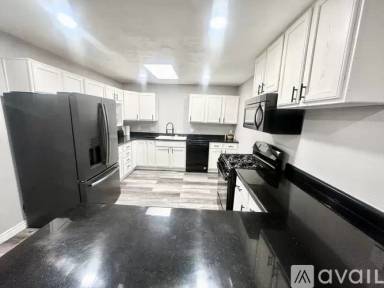 Main picture of 1155 N Bryant Ave
