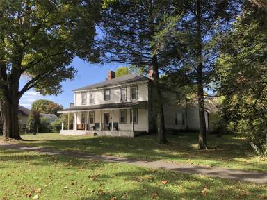 Main picture of 133 North Main Street