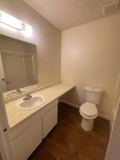 Main picture of 212-304 E Saint Anne Pl Apartments
