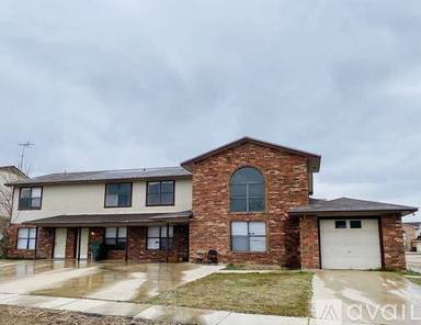 Main picture of 1203 Monroe Loop