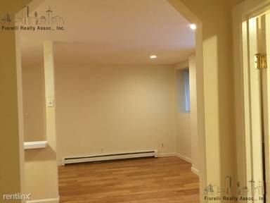 Main picture of 39 Charter St