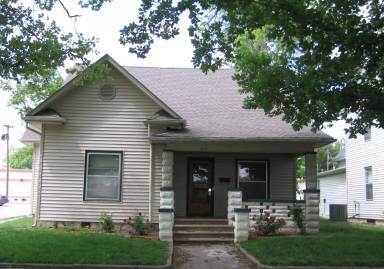Main picture of 613 Clarke St