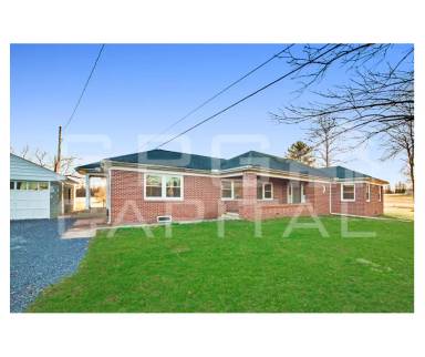 Main picture of 2586 Chambersburg Rd