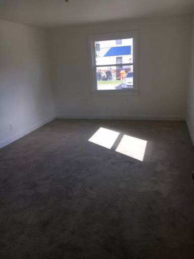Main picture of 414 Massachusetts Ave