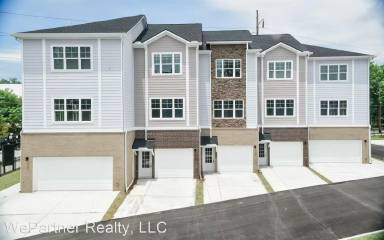 Main picture of Hollywood and Main Apartments