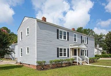 Main picture of 1913 Fort Bragg Rd