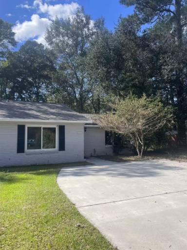 Main picture of 703 Sandpiper Ct