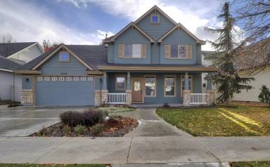 Main picture of 1939 E Grand Canyon Dr