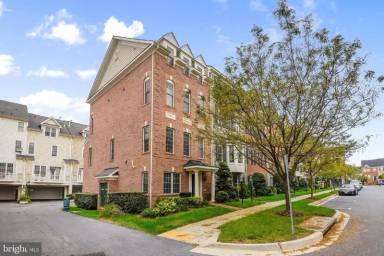 Main picture of 651 Hurdle Mill Pl