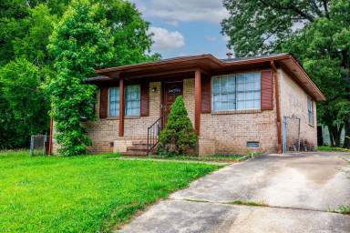 Main picture of 7232 Naples Ave