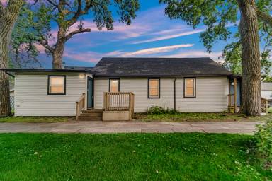 Main picture of 5722 Baring Ave