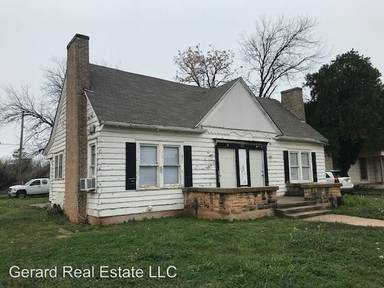 Main picture of 281 College Dr