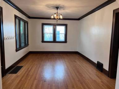 Main picture of 3246 Ottawa Ave SW