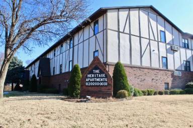 Main picture of 403 E Avenue A