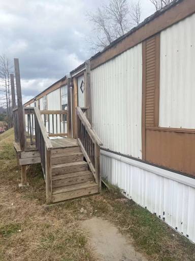 Main picture of 57 Henry Dr