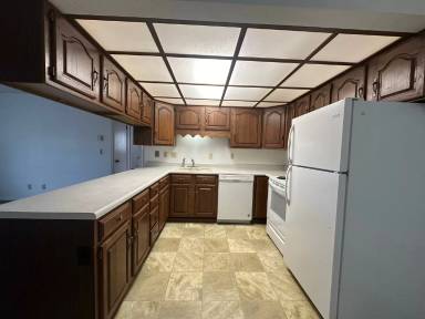 Main picture of 304 4th Ave E