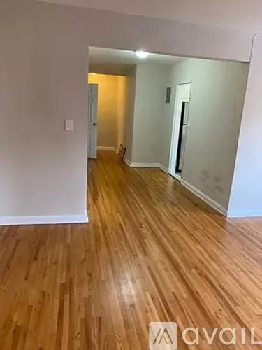 Main picture of 43 10 210 St
